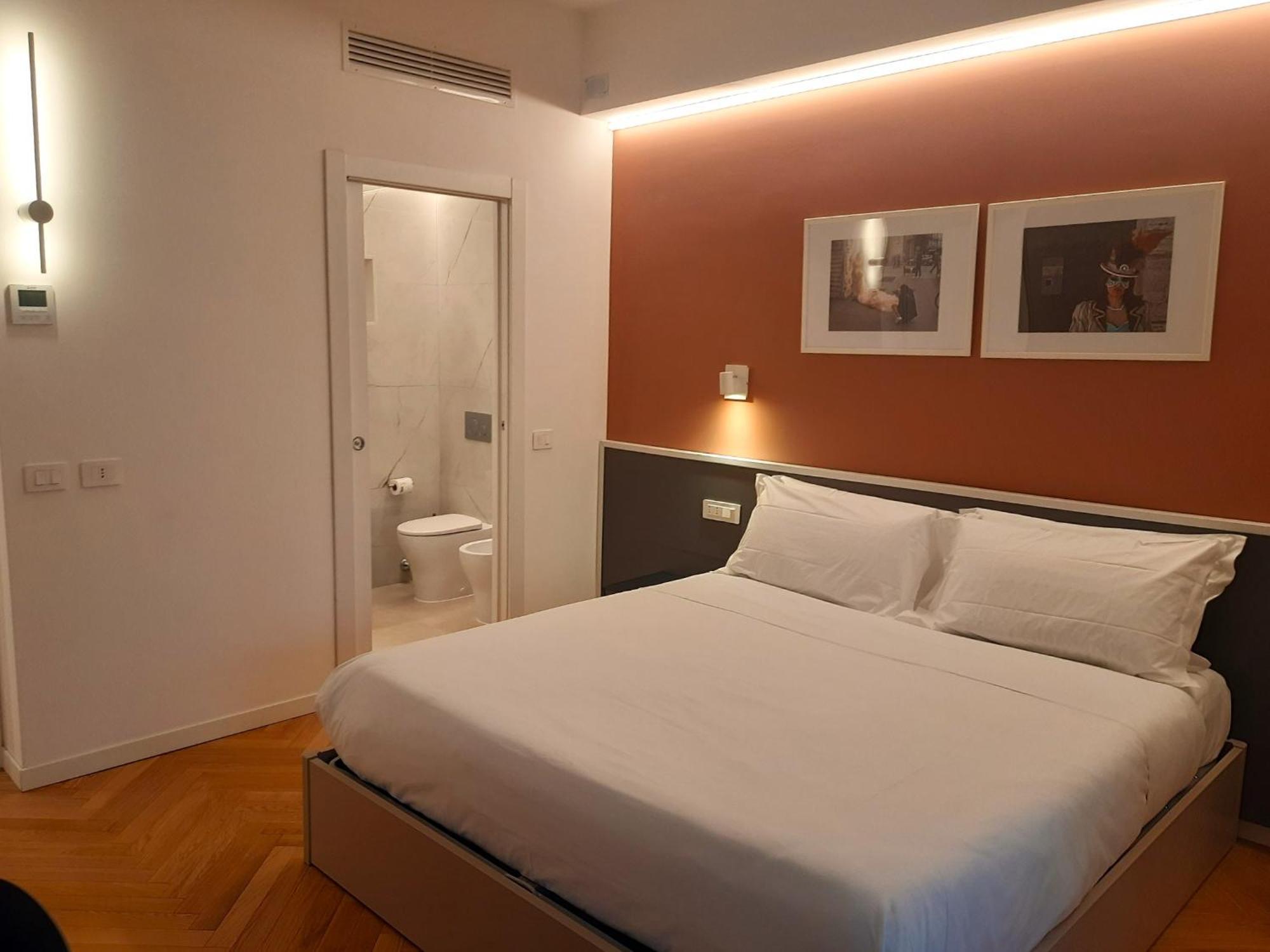 Mako Suites - Centro E Stazione Монца Екстер'єр фото